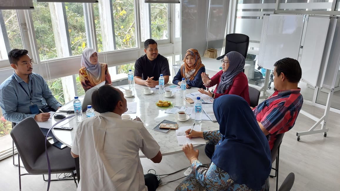 Afiq Arbae at a media, workshop or corporate engagement 9